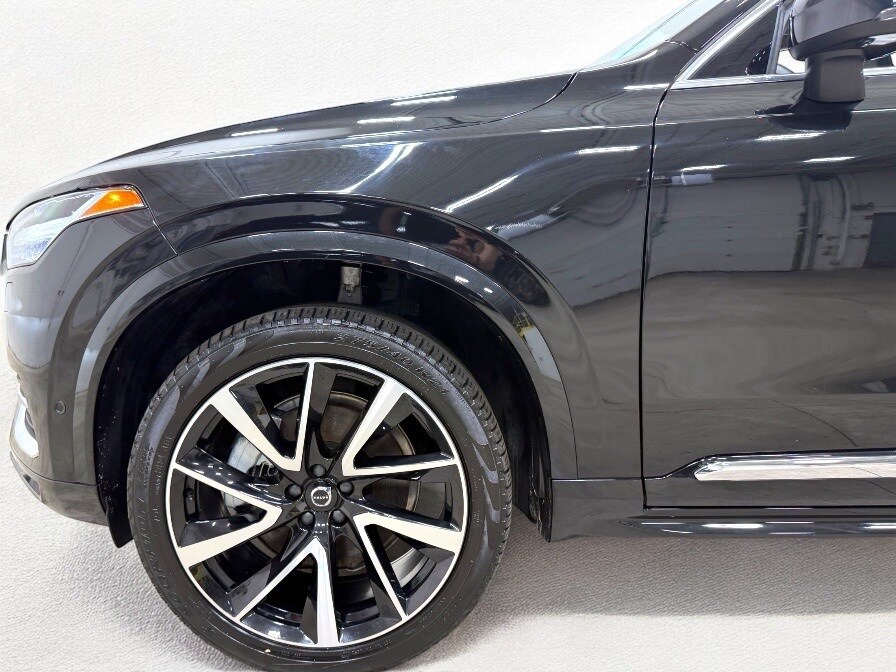 2023 Volvo XC90 Plus photo 3