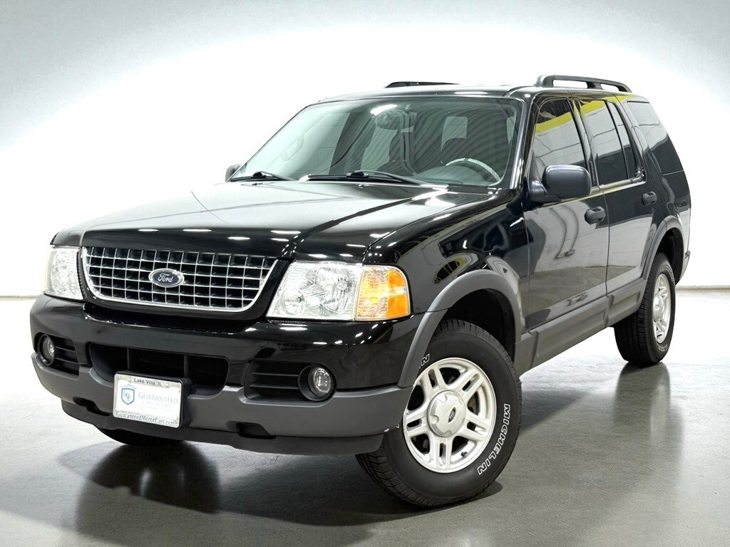 2003 Ford Explorer XLT photo 2
