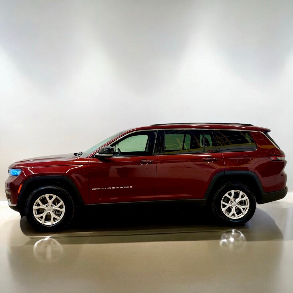 2021 Jeep Grand Cherokee Limited photo 3
