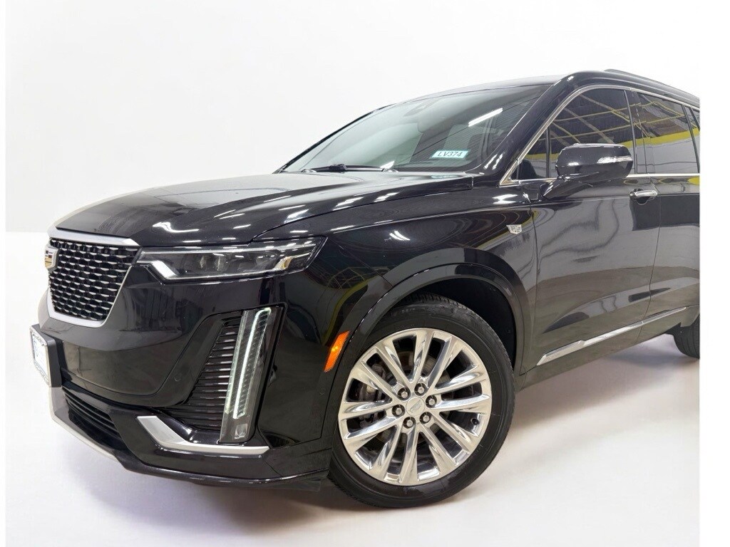 2020 Cadillac XT6 Premium Luxury photo 2