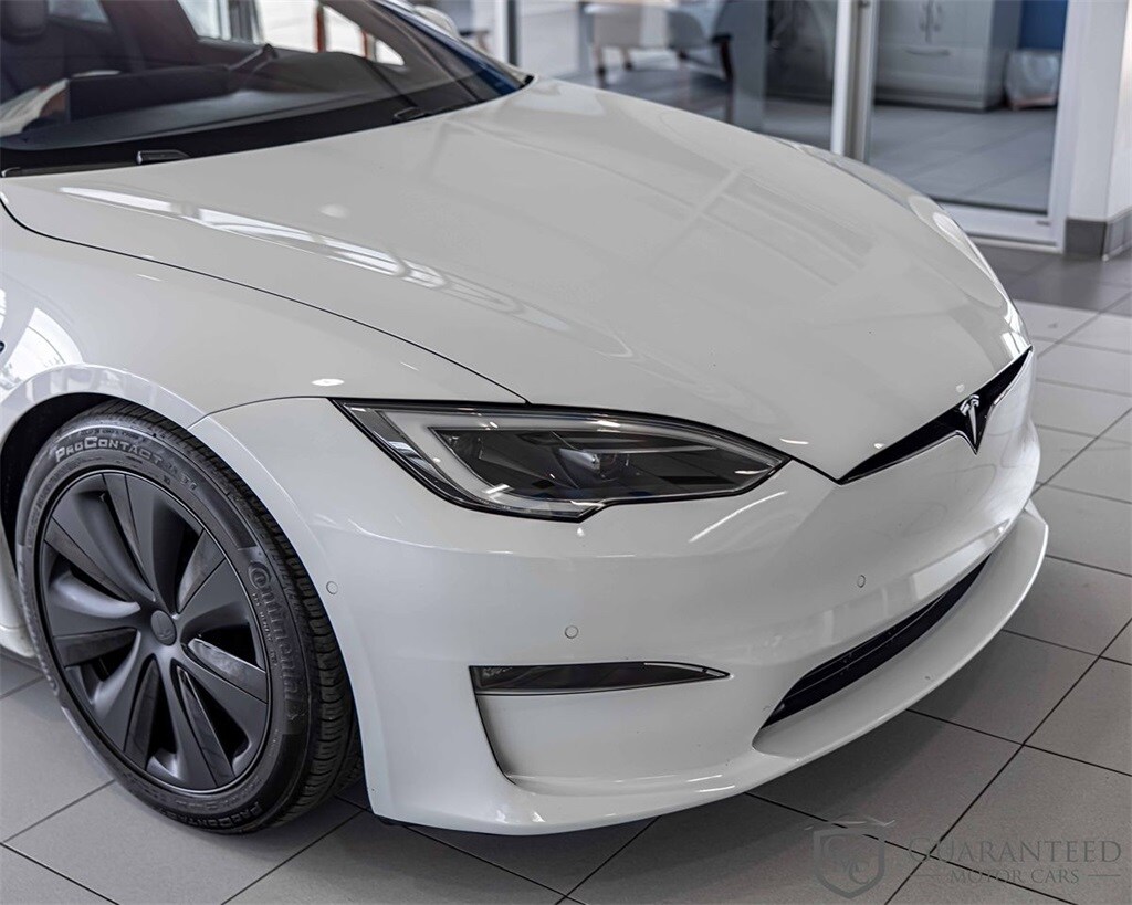 2023 Tesla Model S Standard Range photo 3