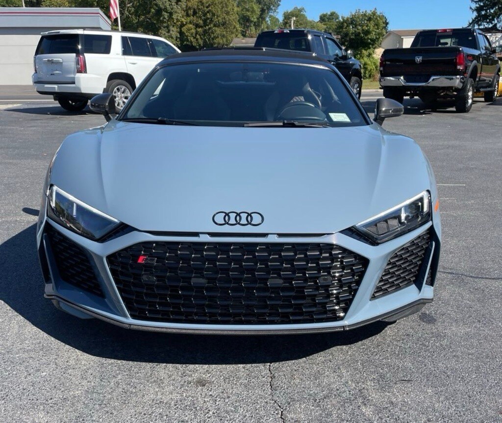 2022 Audi R8 V10 Performance Quattro photo 2