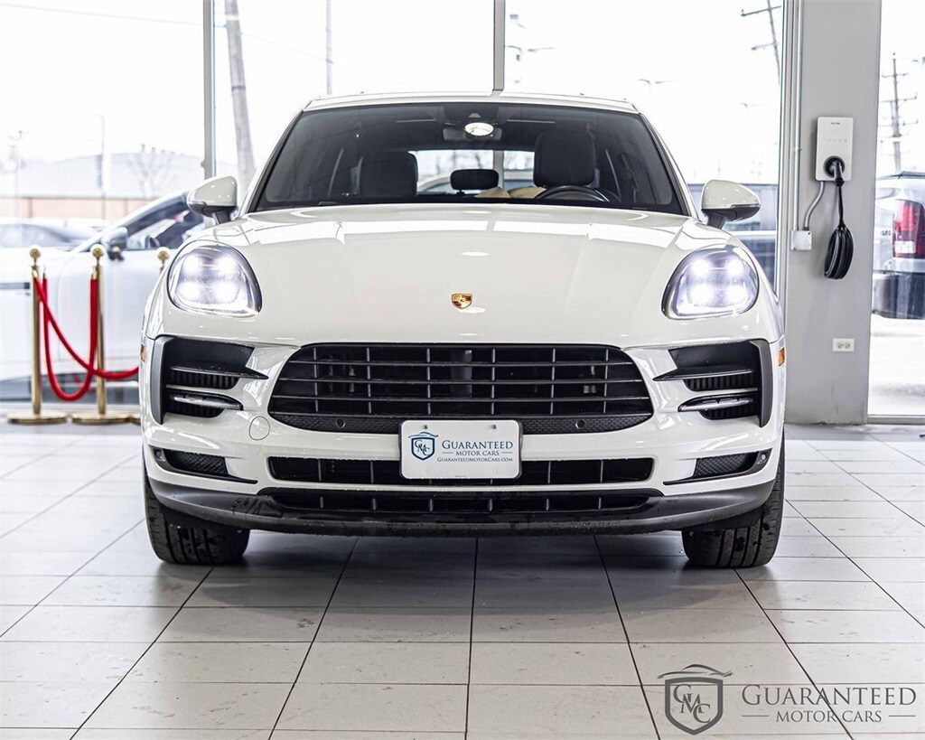 2021 Porsche Macan S photo 2