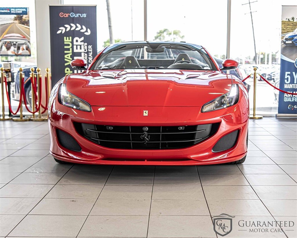 2019 Ferrari Portofino Base photo 2