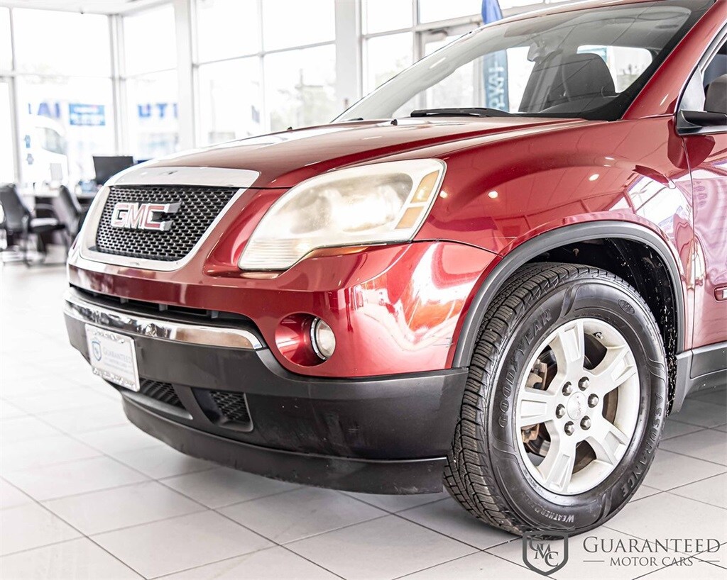 2009 Gmc Acadia SLE photo 4