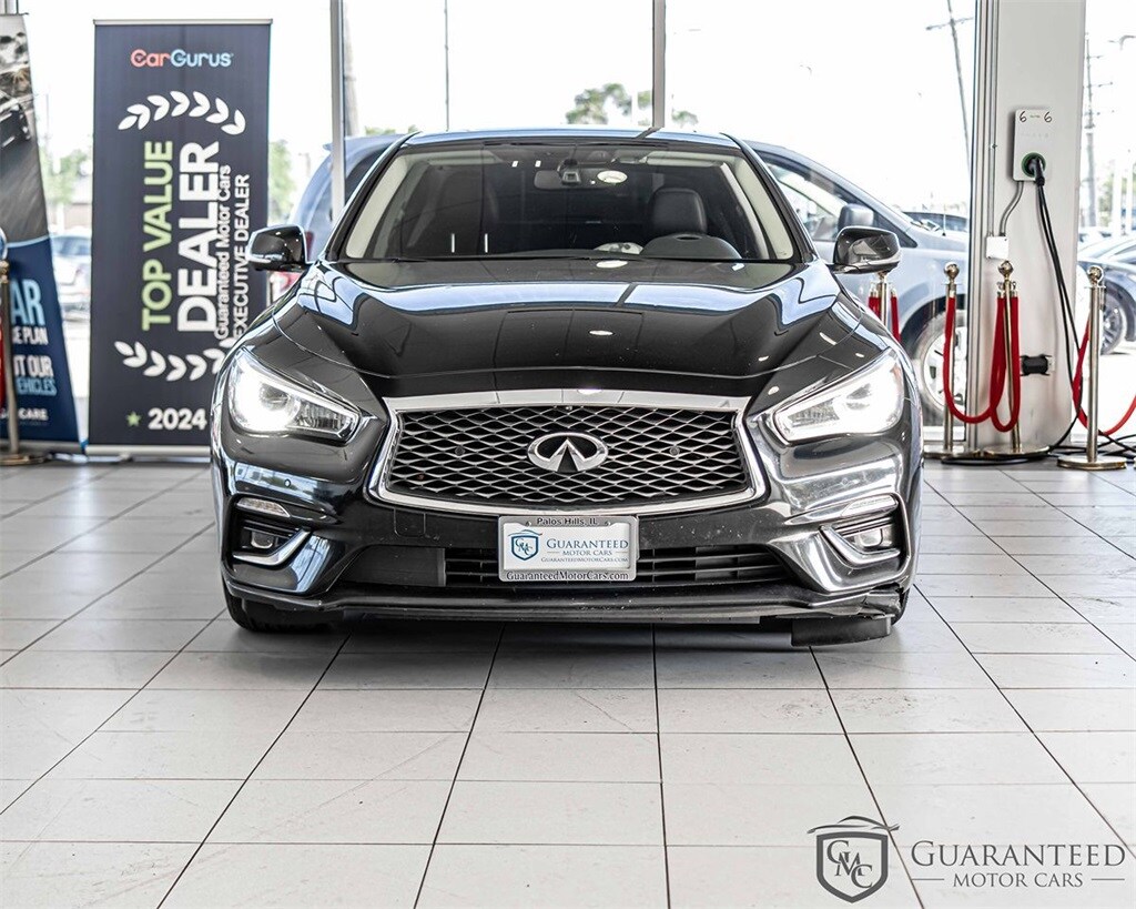 2022 Infiniti Q50 LUXE photo 2