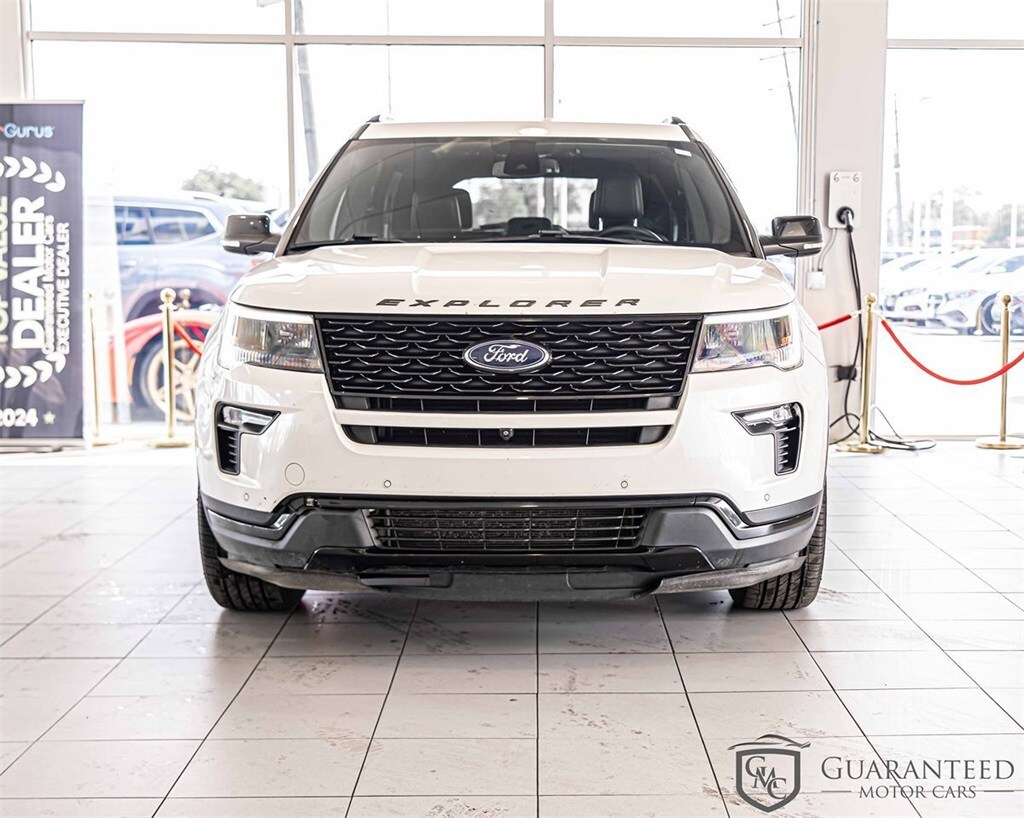 2018 Ford Explorer Sport photo 2