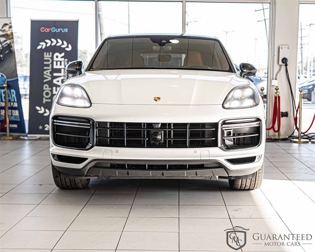 2023 Porsche Cayenne Coupe Turbo photo 2