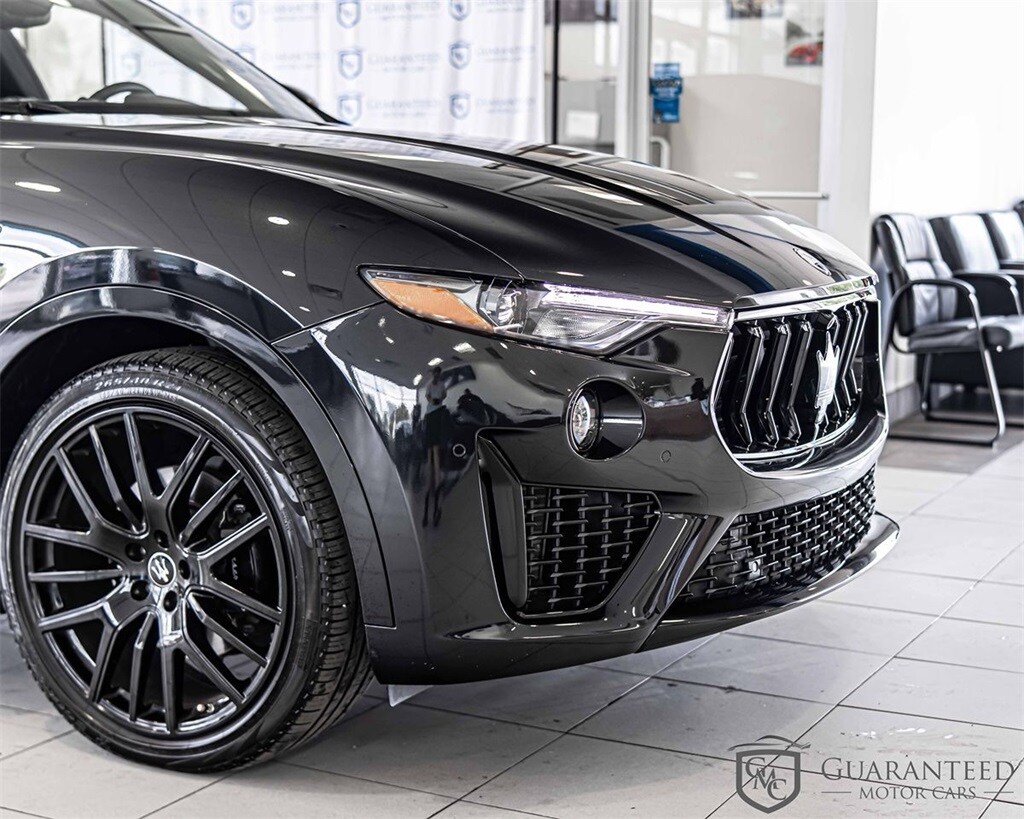 2022 Maserati Levante GT photo 3