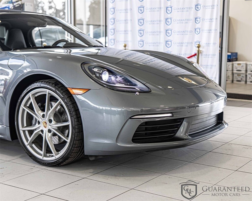 2025 Porsche Boxster photo 4