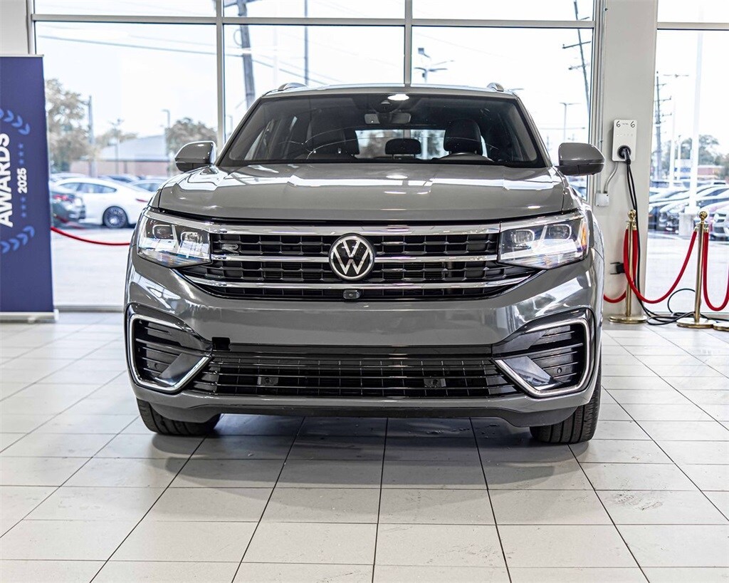 Used 2022 Volkswagen Atlas Cross Sport 3.6L V6 SEL Premium R-Line SUV