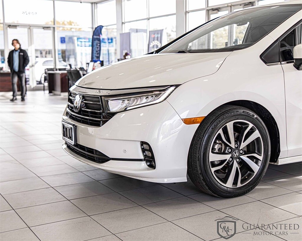 2021 Honda Odyssey Touring photo 4