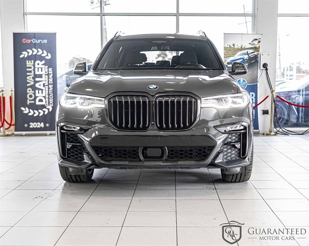2021 Bmw X7 M50i photo 2