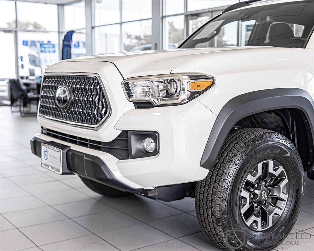 2019 Toyota Tacoma TRD Off-Road photo 4