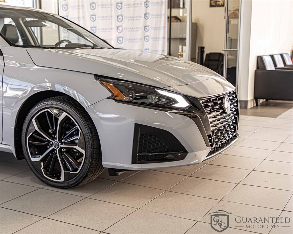 Used 2023 Nissan Altima 2.5 SR Sedan