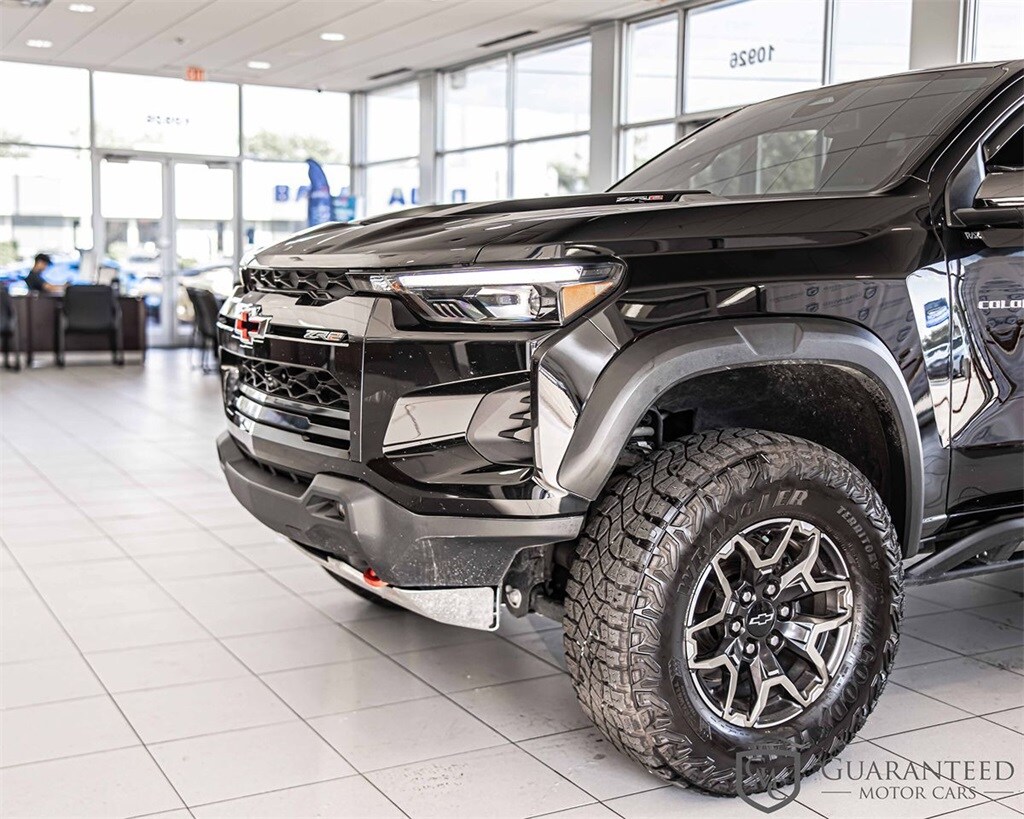 2023 Chevrolet Colorado ZR2 photo 3