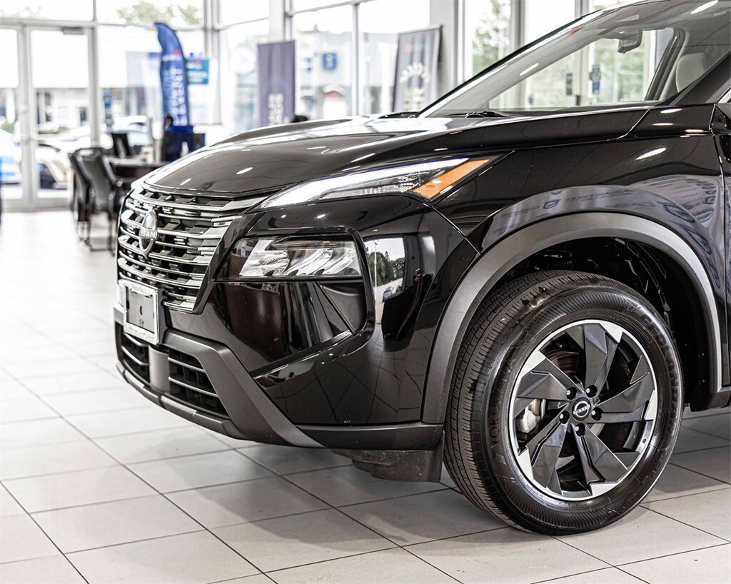 Used 2024 Nissan Rogue SV SUV