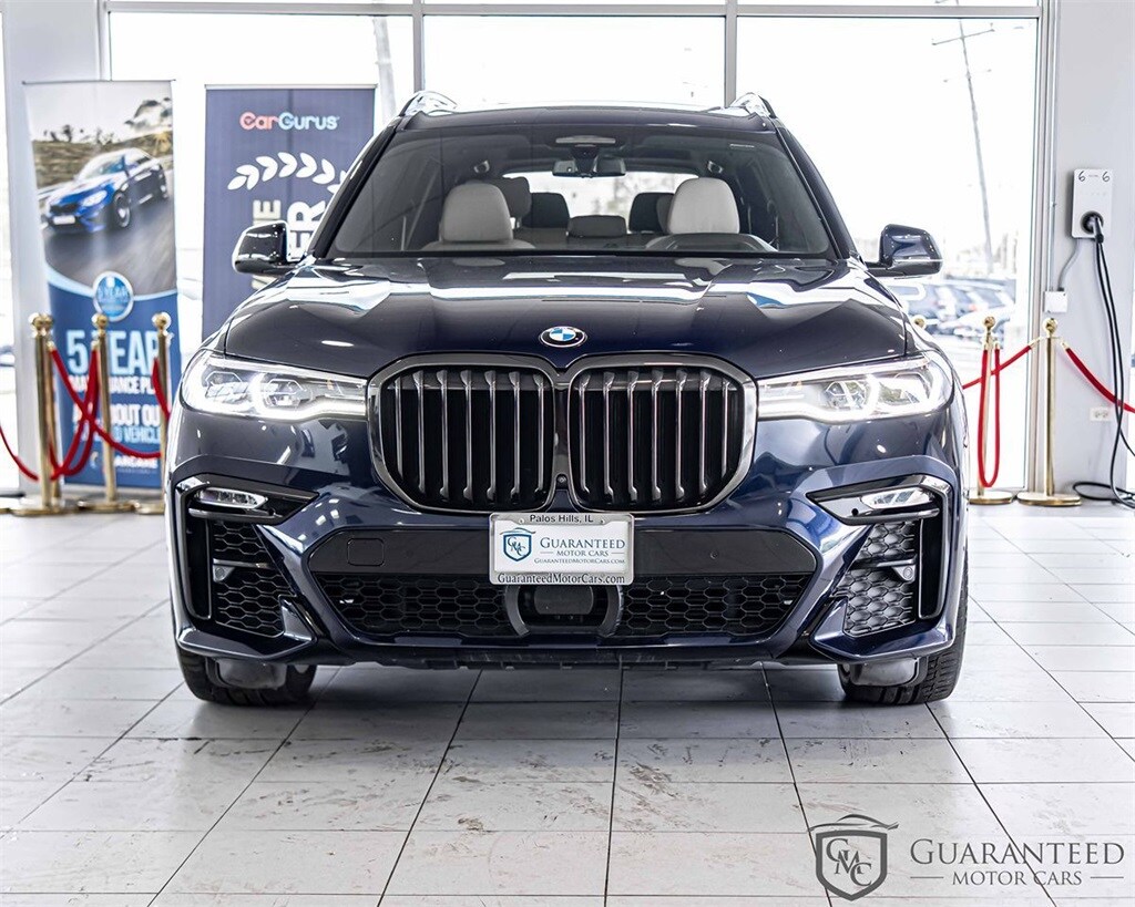 2022 Bmw X7 M50i photo 2