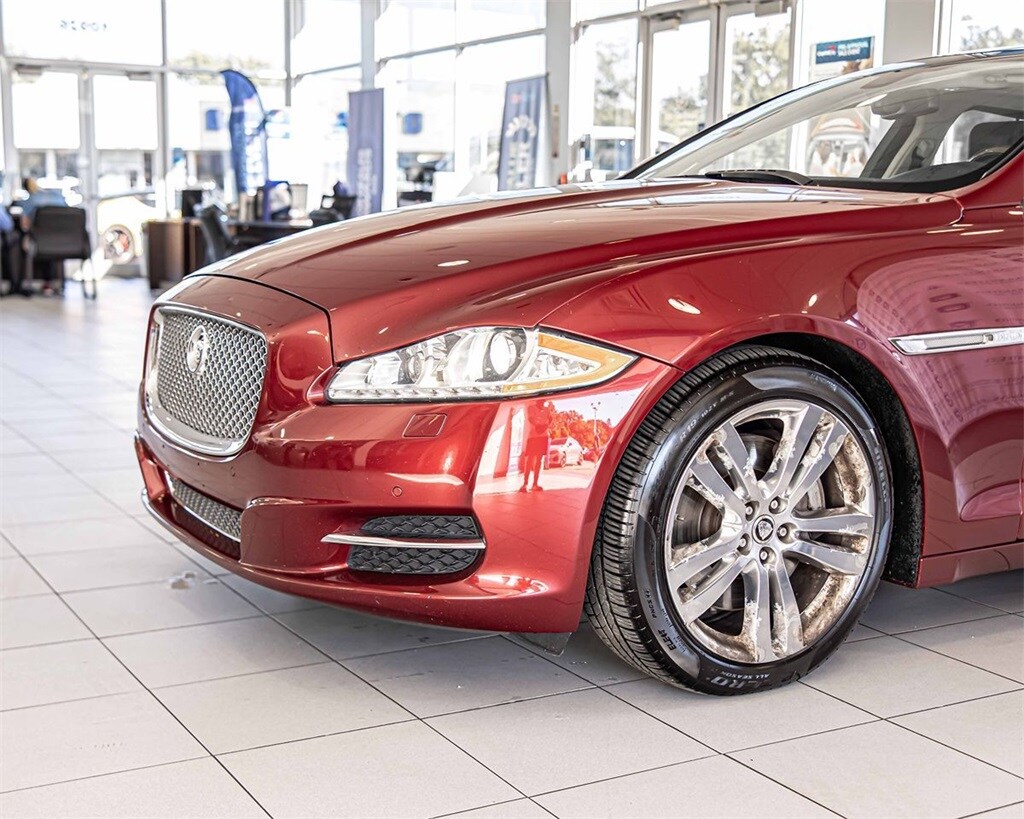 2013 Jaguar XJ XJL Portfolio photo 3
