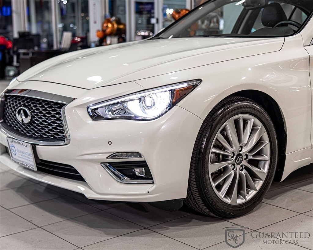 2021 Infiniti Q50 3.0t LUXE photo 2