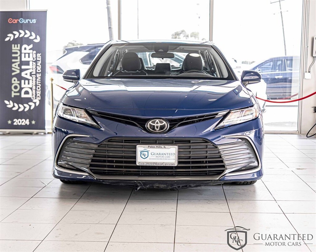 2023 Toyota Camry LE photo 2