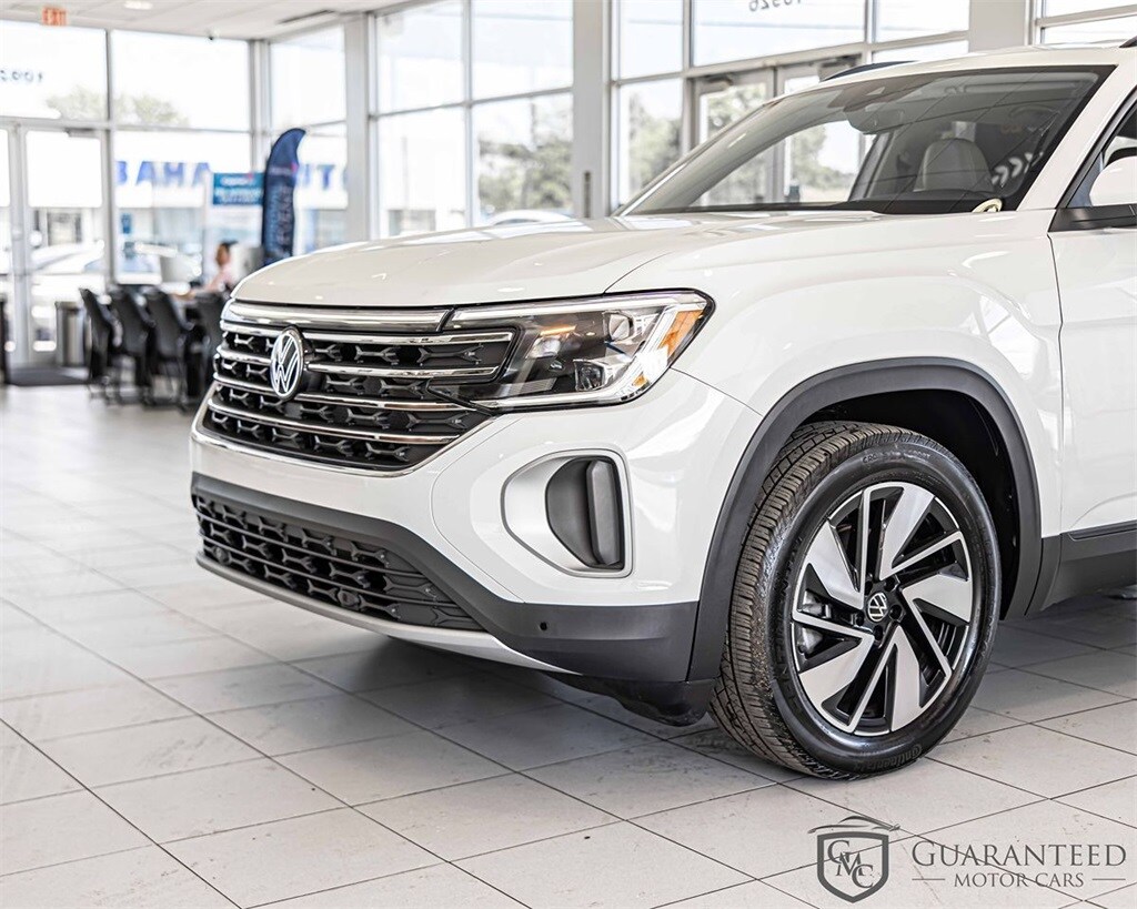 2024 Volkswagen Atlas SE Technology photo 4