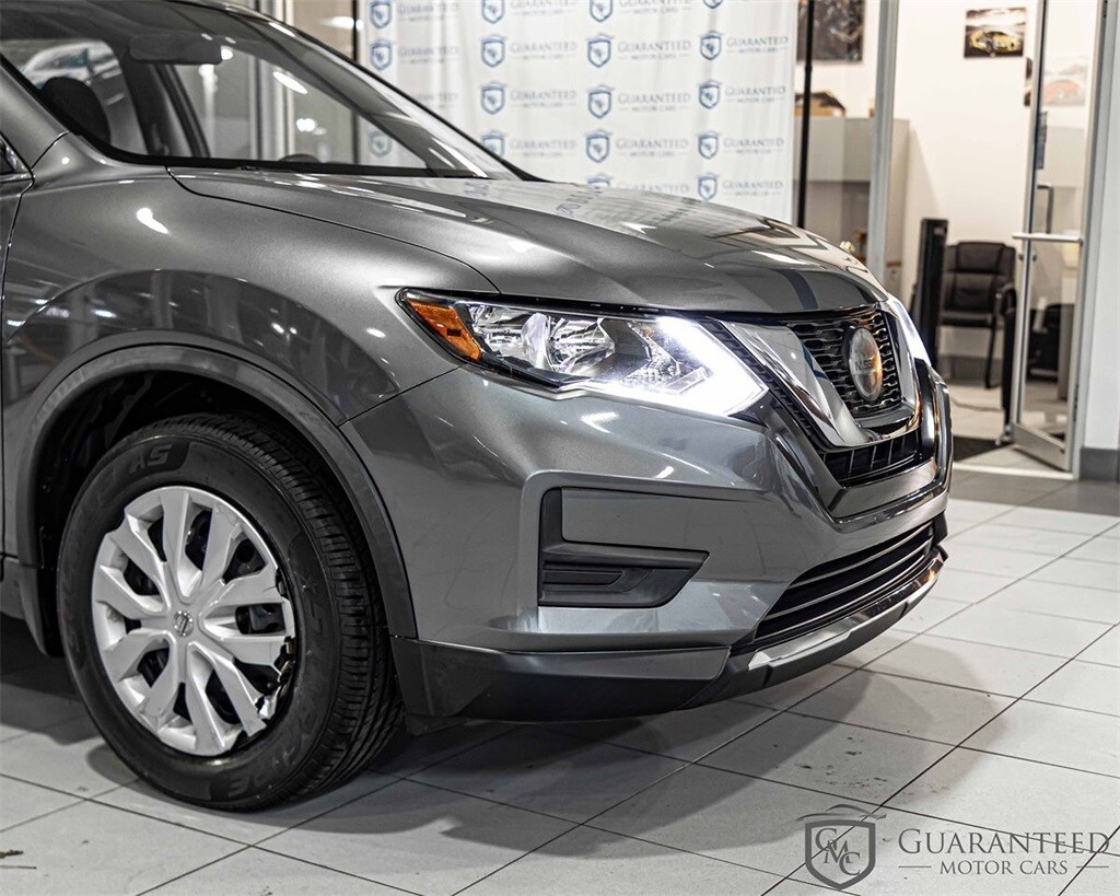 2018 Nissan Rogue S photo 3