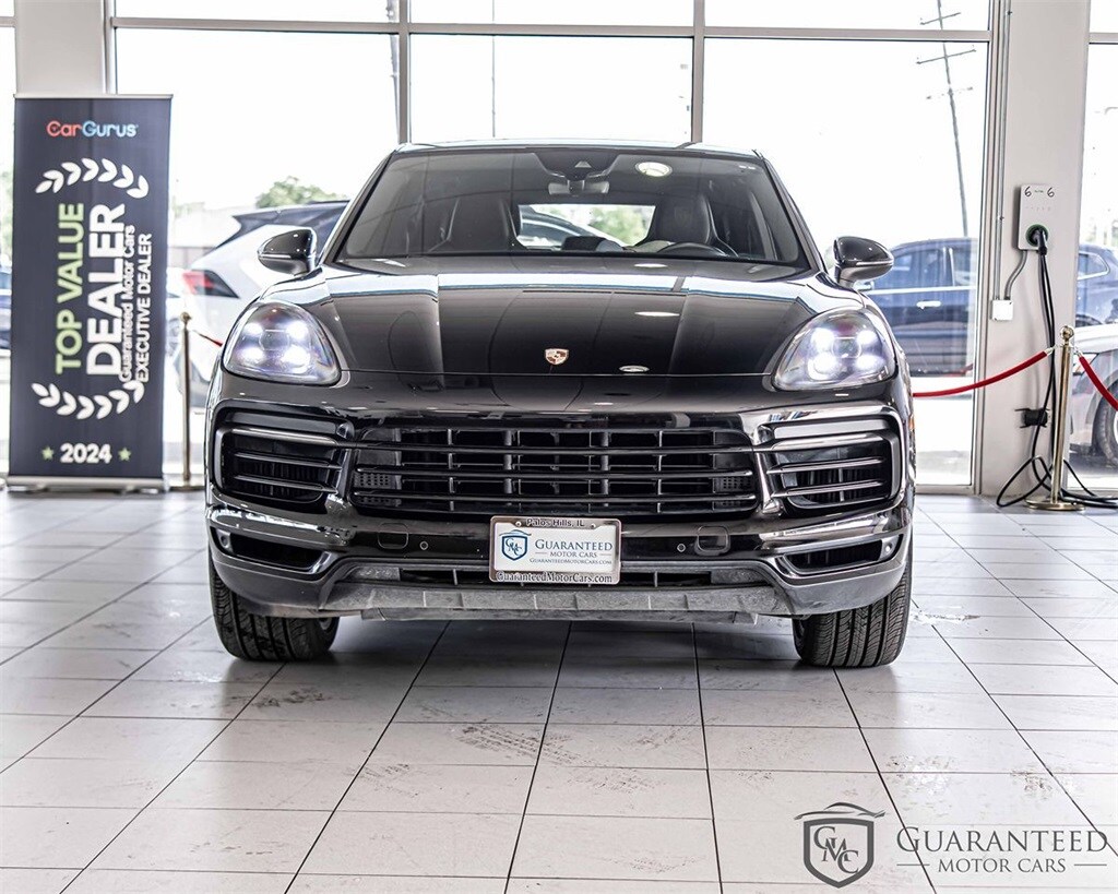 2020 Porsche Cayenne Coupe Base photo 2