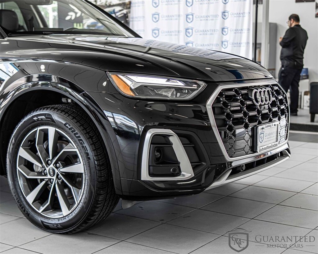 2022 Audi Q5 S line Premium Plus 45 TFSI photo 3