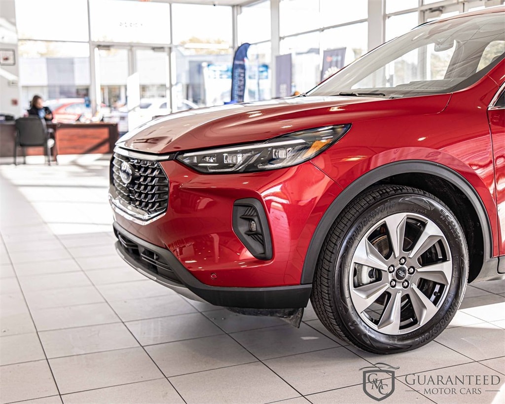 Used 2024 Ford Escape Platinum SUV