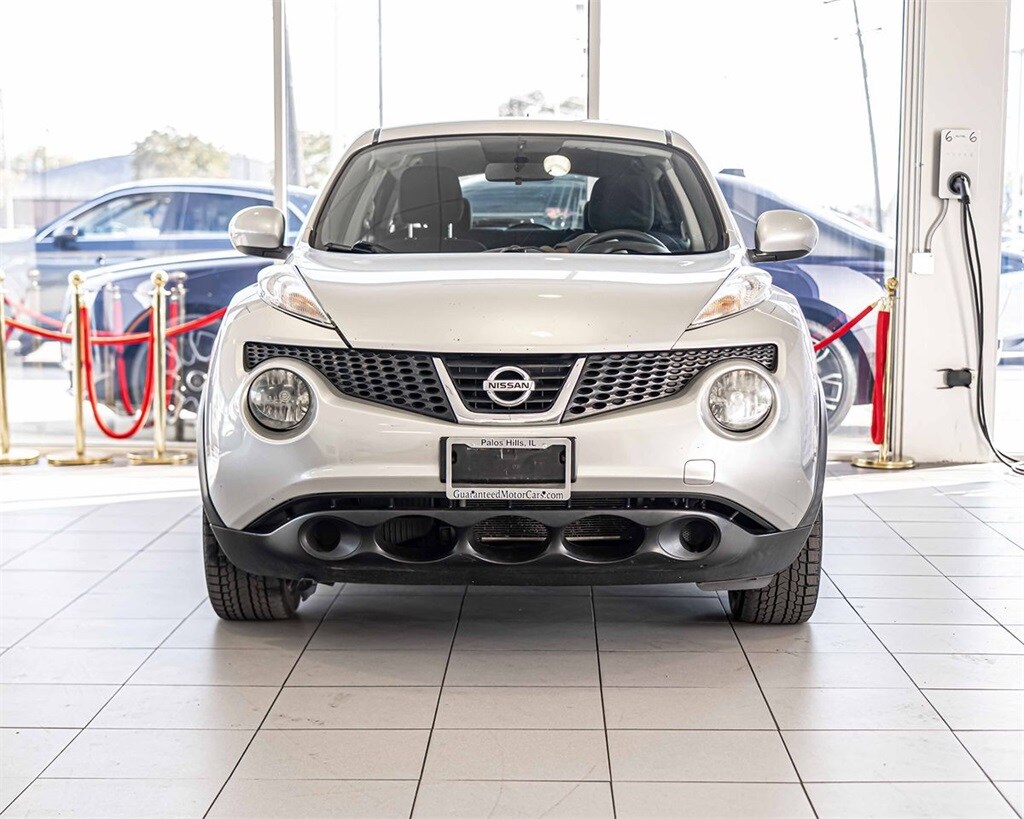 2011 Nissan Juke S photo 2