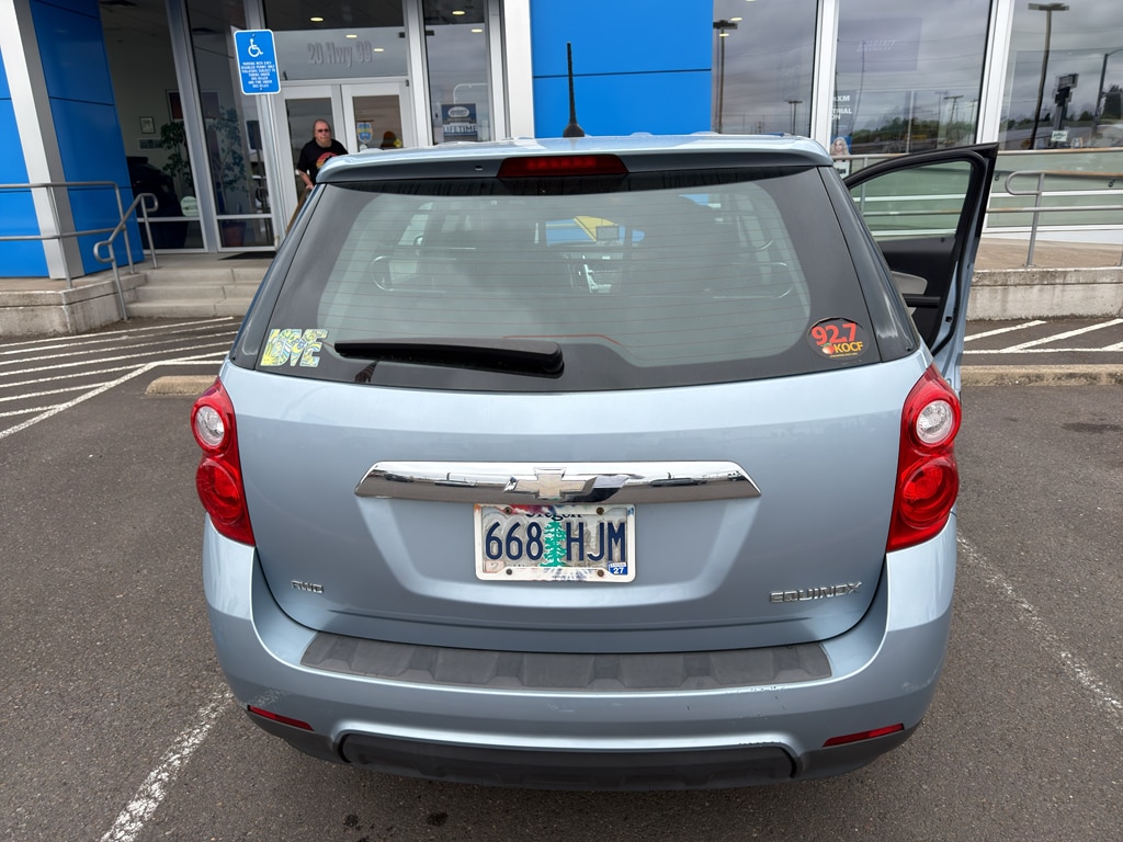 Used 2014 Chevrolet Equinox LS with VIN 2GNFLEEK6E6121727 for sale in Junction City, OR