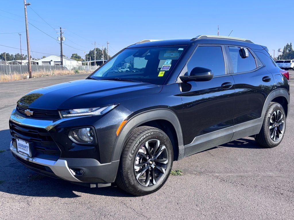 2022 Chevrolet Trailblazer LT photo 3