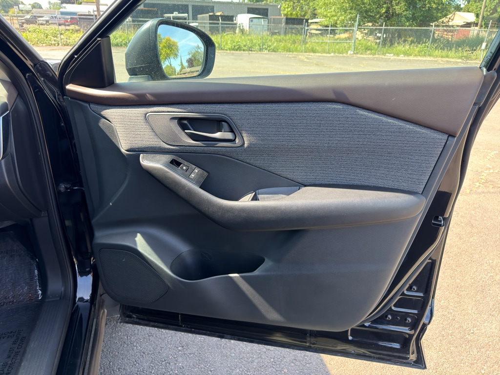 2023 Nissan Rogue S - Photo 13