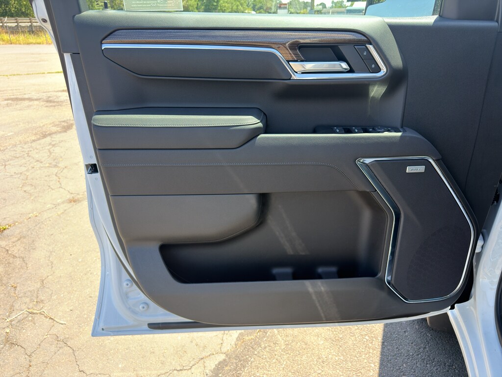 2026 Chevrolet Silverado 1500 RST - Photo 18