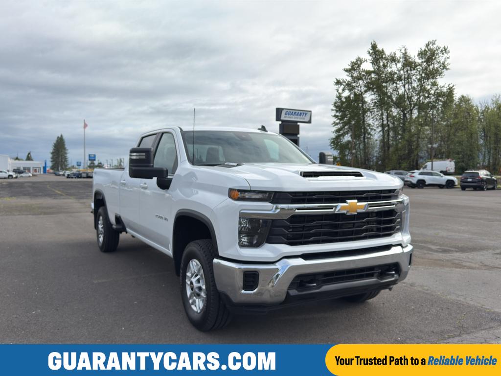 2026 Chevrolet Silverado HD LT 4WD Crew Cab Standard Box's photo