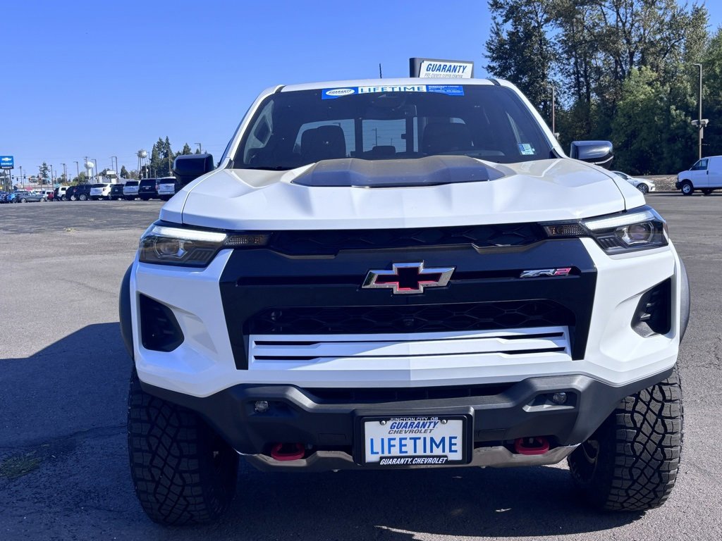 2026 Chevrolet Colorado ZR2 photo 2