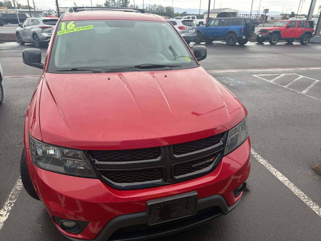 Used 2016 Dodge Journey SXT with VIN 3C4PDDBG2GT244119 for sale in Junction City, OR