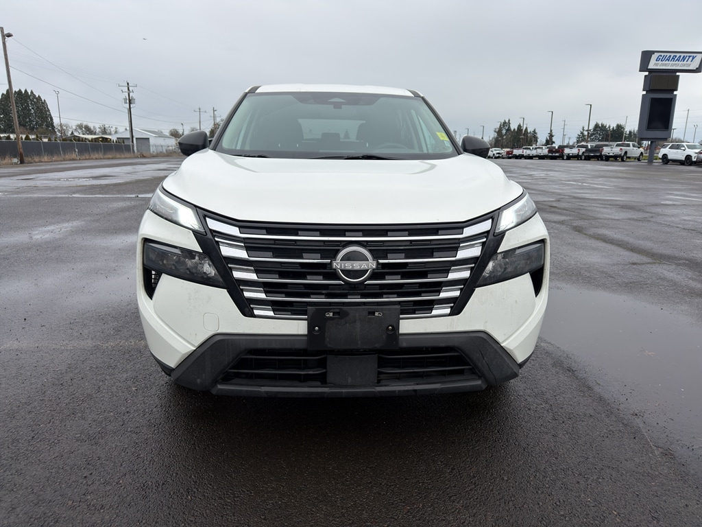 Used 2024 Nissan Rogue S with VIN 5N1BT3AB7RC671030 for sale in Junction City, OR