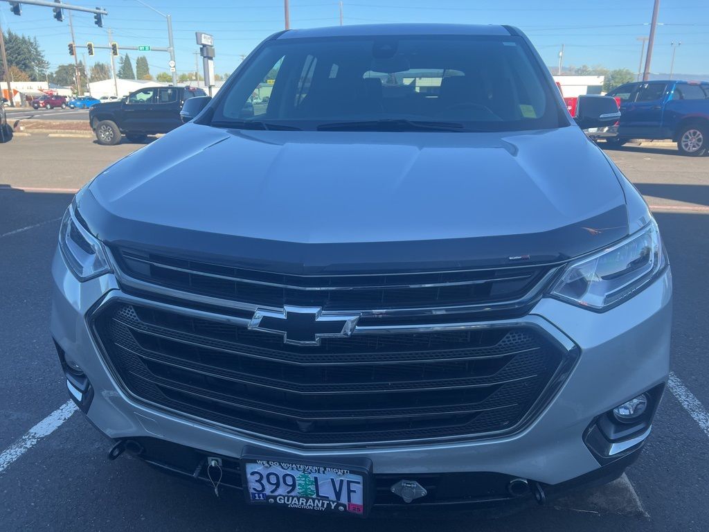 2020 Chevrolet Traverse Premier photo 2