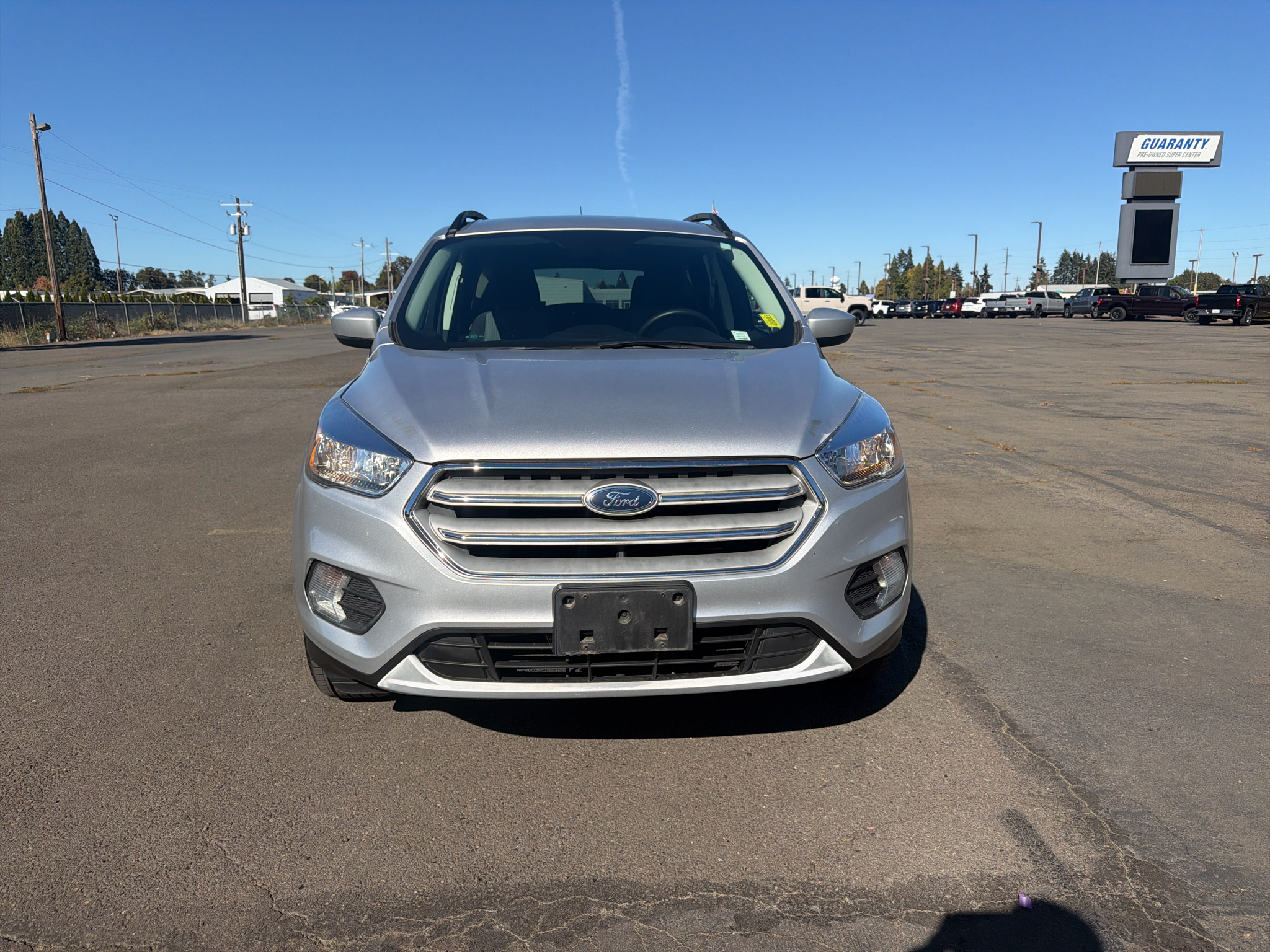Used 2018 Ford Escape SE with VIN 1FMCU9GD5JUD08687 for sale in Junction City, OR