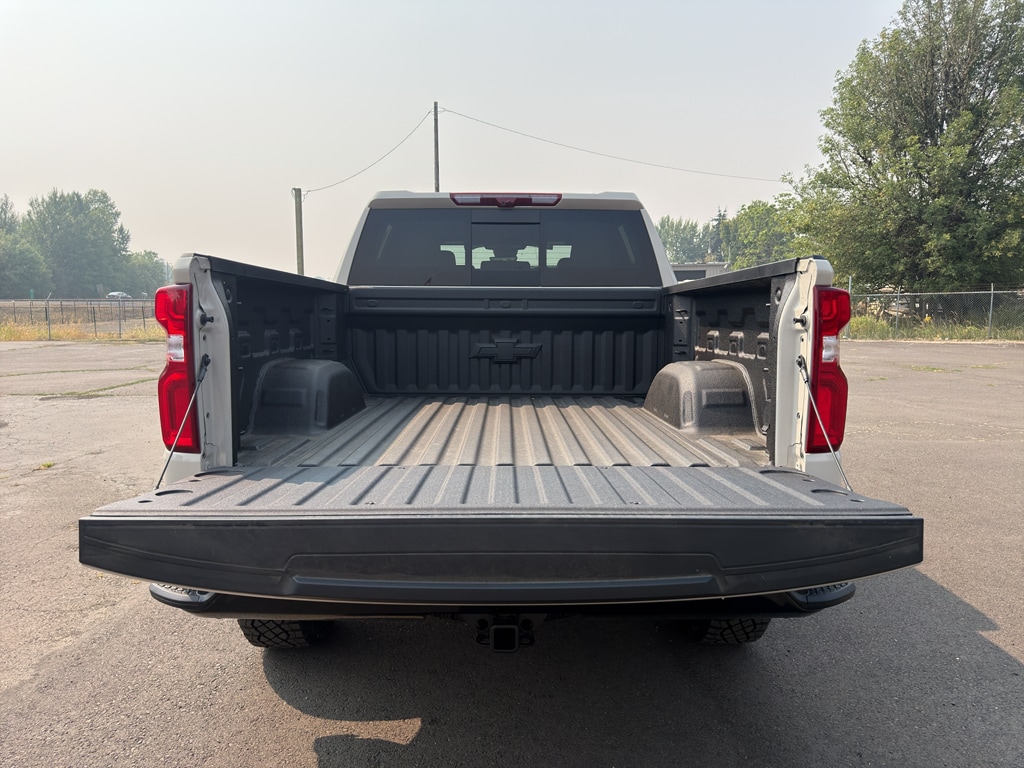 2026 Chevrolet Silverado 1500 ZR2 - Photo 10