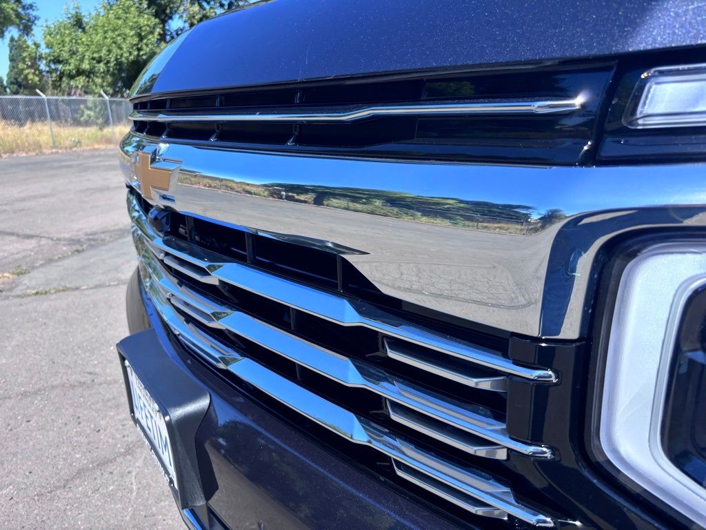 2025 Chevrolet Tahoe Premier - Photo 20