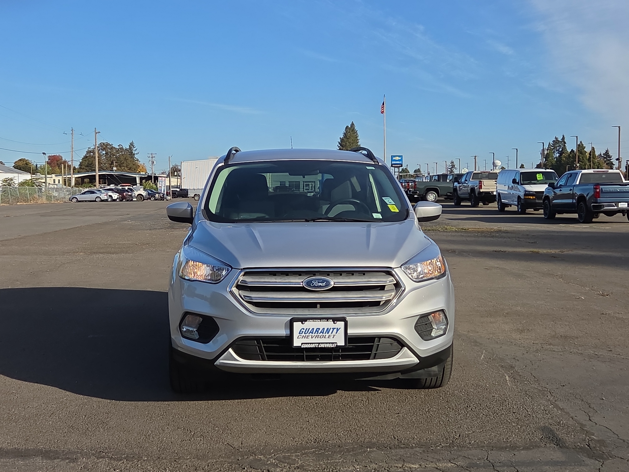 Used 2018 Ford Escape SE with VIN 1FMCU9GD5JUD08687 for sale in Junction City, OR