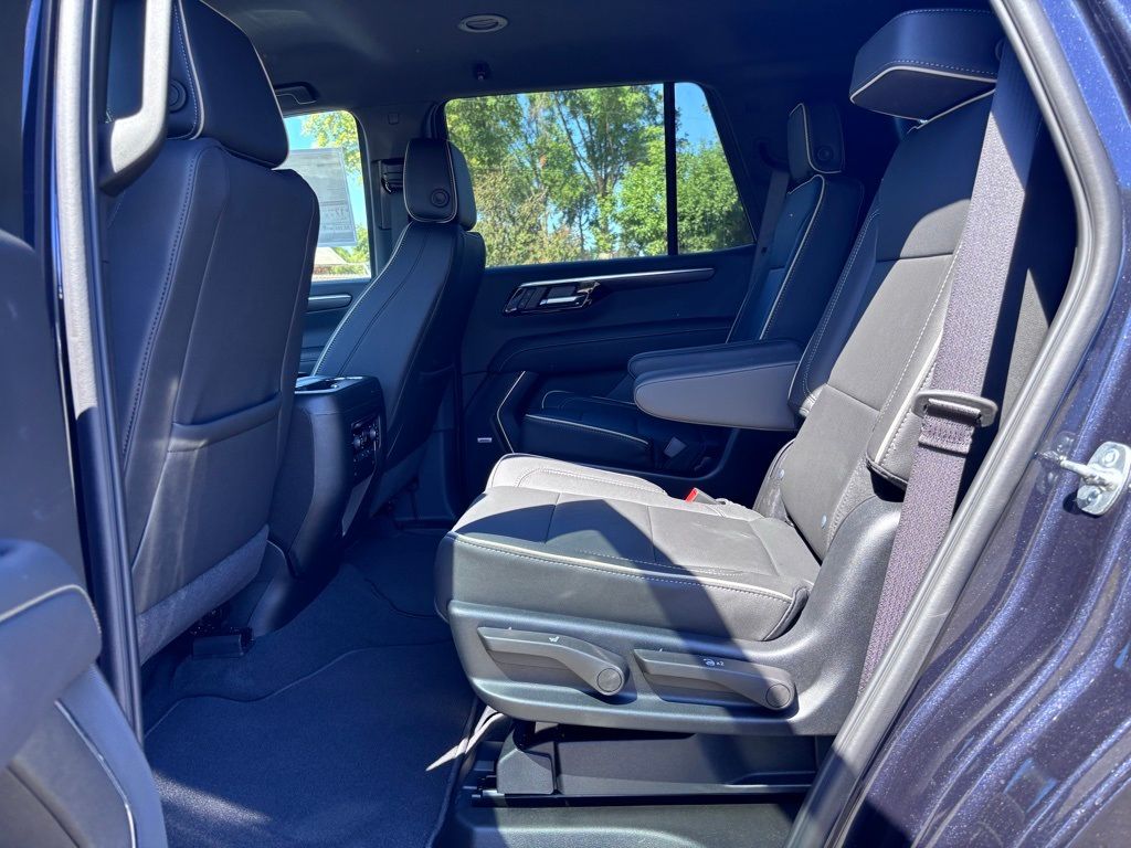 2025 Chevrolet Tahoe Premier - Photo 40