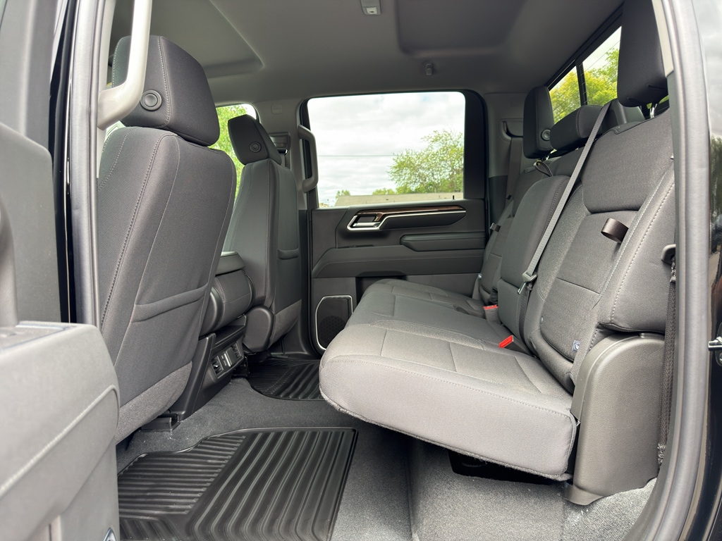 2026 Chevrolet Silverado 3500 HD LT - Photo 16