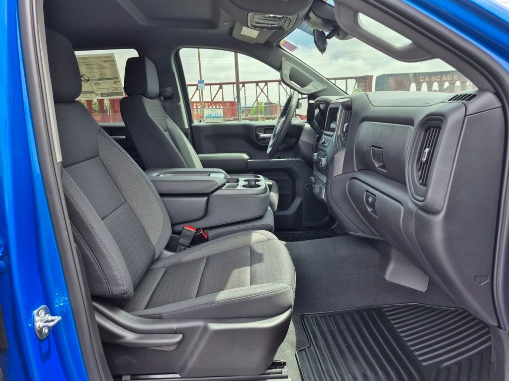 2025 Chevrolet Silverado 1500 Custom - Photo 29