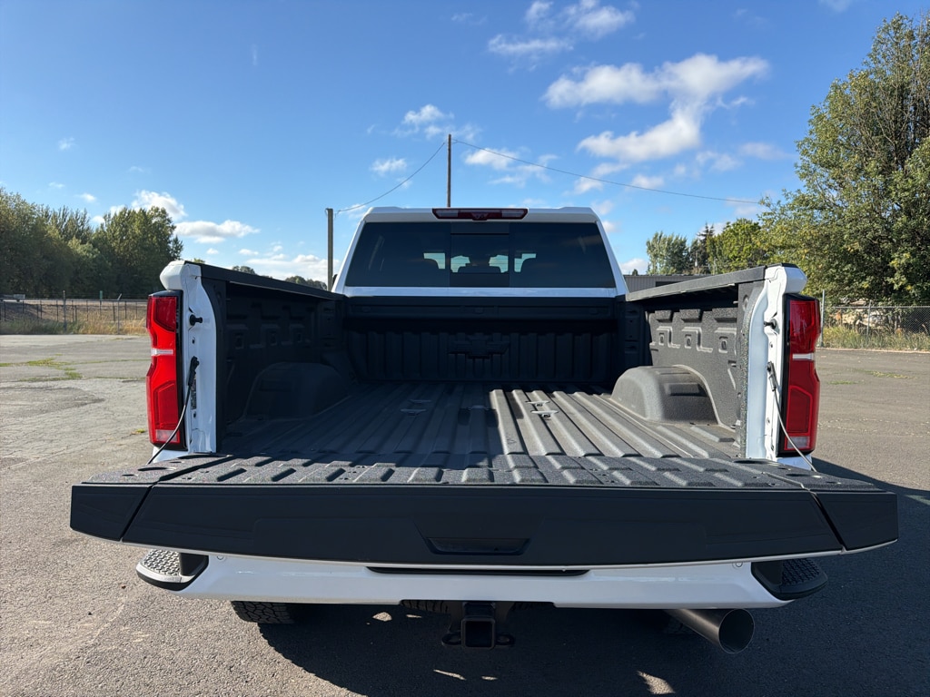 2026 Chevrolet Silverado 2500 HD LTZ - Photo 10