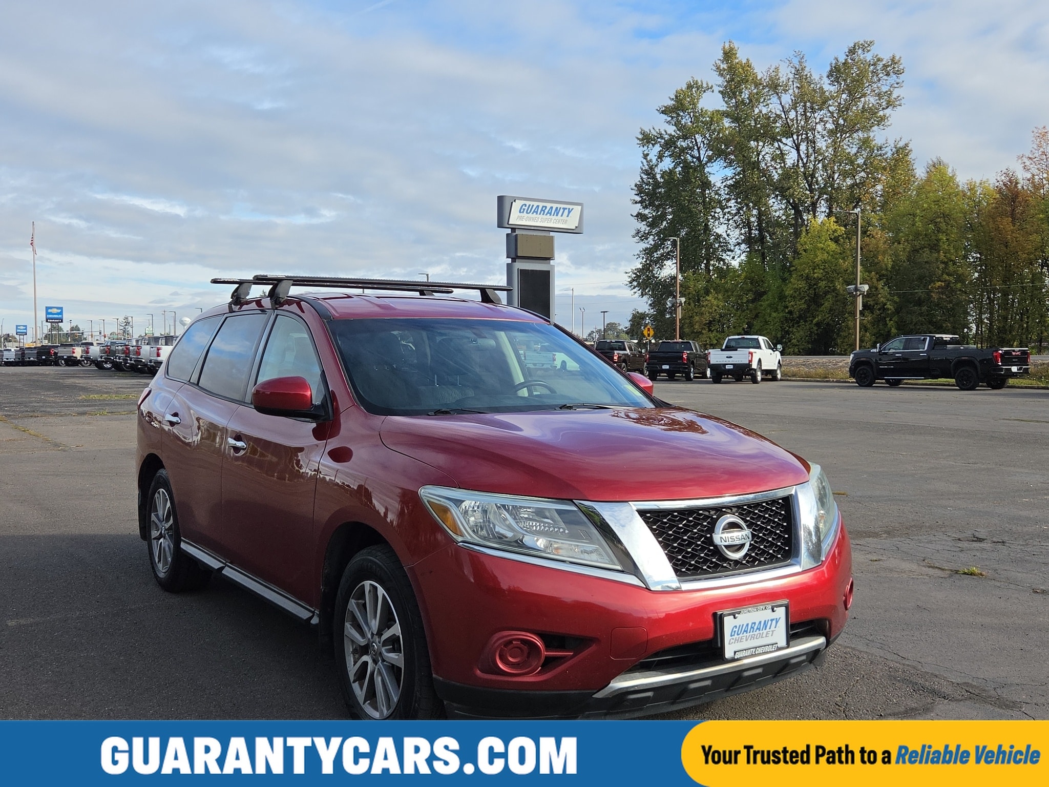 Used 2015 Nissan Pathfinder S with VIN 5N1AR2MM4FC616192 for sale in Junction City, OR