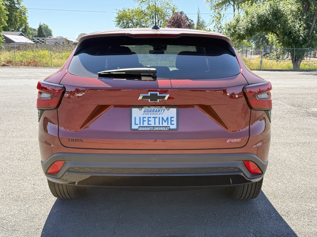 2025 Chevrolet Trax photo 4